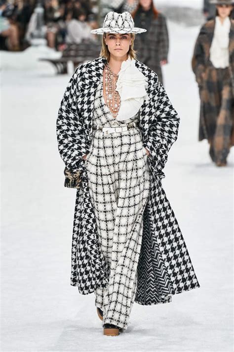 chanel markdown 2019 singapore|Chanel runway fashion.